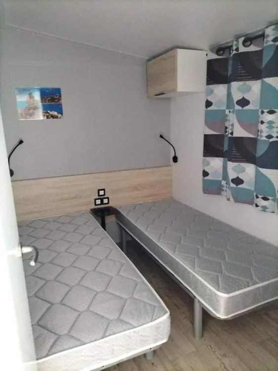 Charmant Mobil Home Avec Vue Mer Exceptionnelle Saint-Raphael  0*, Saint-Raphael (Var)