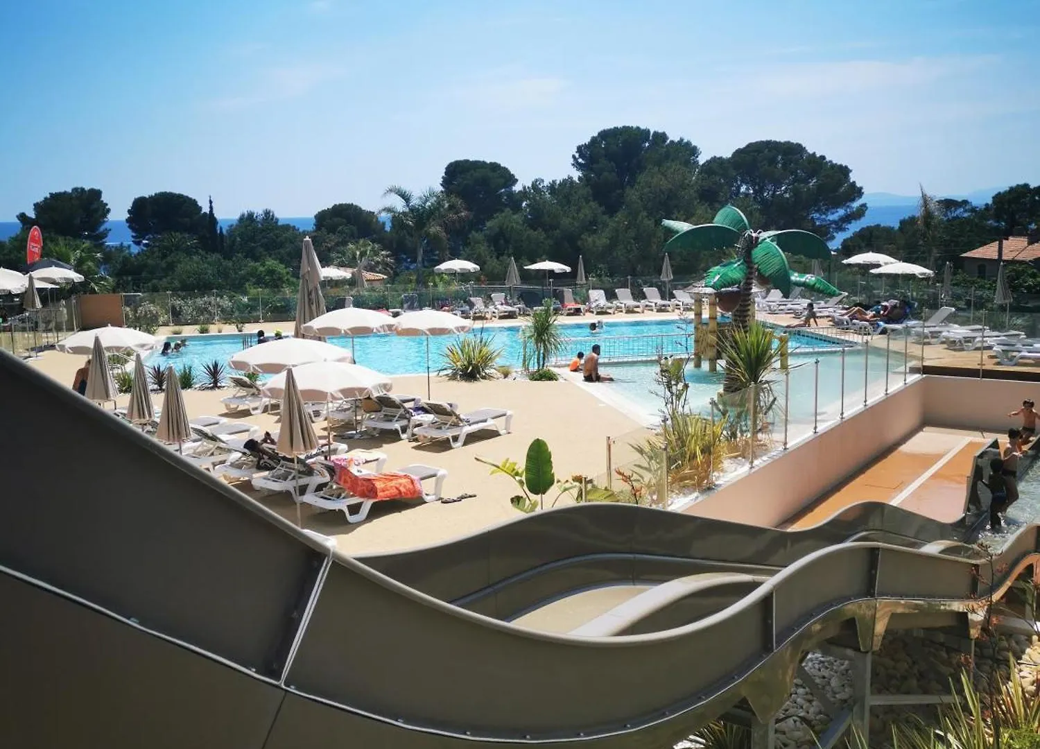 Charmant Mobil Home Avec Vue Mer Exceptionnelle Saint-Raphael  0*, Saint-Raphael (Var)